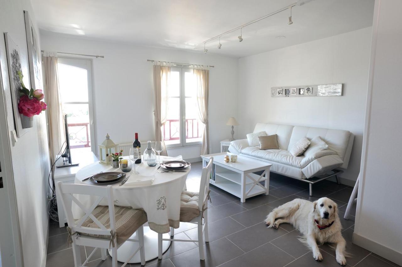 Appartement Romantique, Vue Panoramique Bassin De L'Est Honfleur Kültér fotó